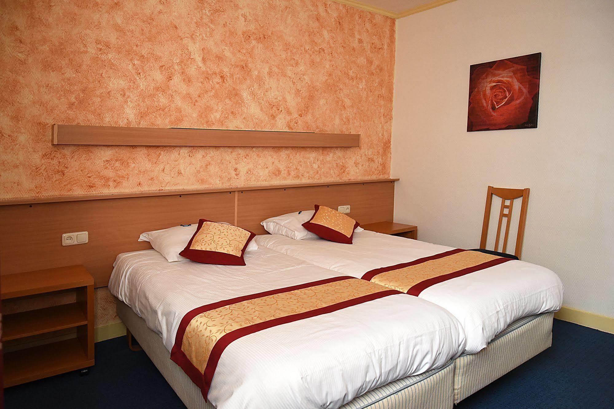 Hotel De Uitkijk Valkenburg aan de Geul Exteriör bild